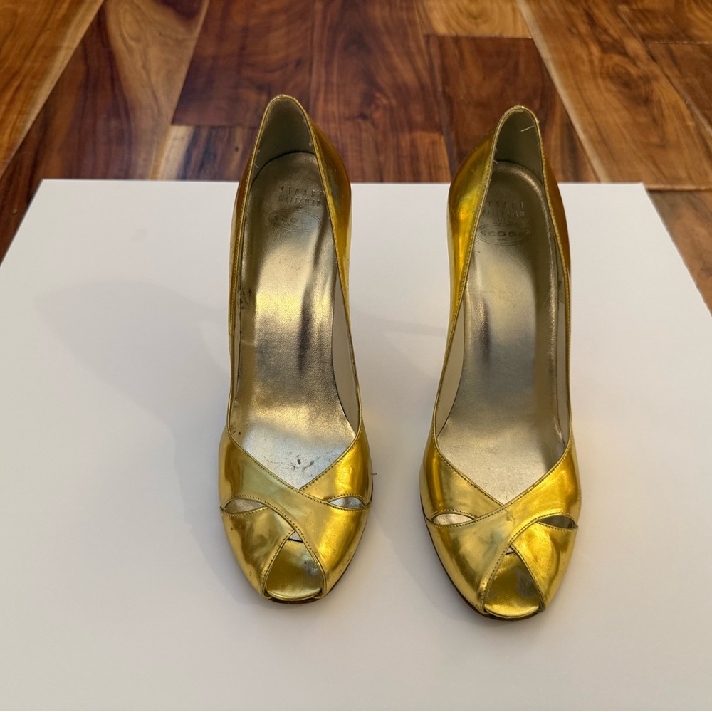 Stuart Weitzman for Scoop Gold Peep-Toe Heels
